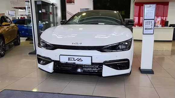 Primul exemplar Kia EV6 a sosit în România