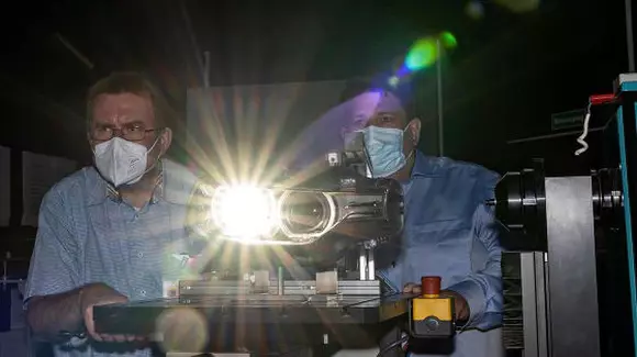 (P) Atenție la farurile cu xenon no name!