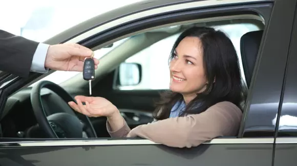 (P) Care sunt opțiunile premium din oferta unei firme de închirieri auto în Otopeni?