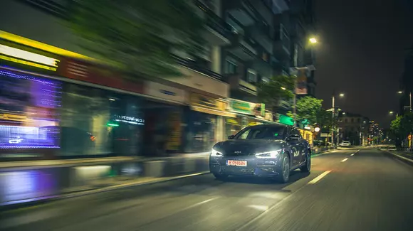 Kia EV6: Night rider