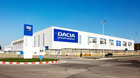 Urmările războiului din Ucraina: uzina Dacia suspendă producția de transmisii