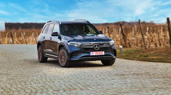 EQB 300 4MATIC DE LA MERCEDES EQ: Valori esențiale