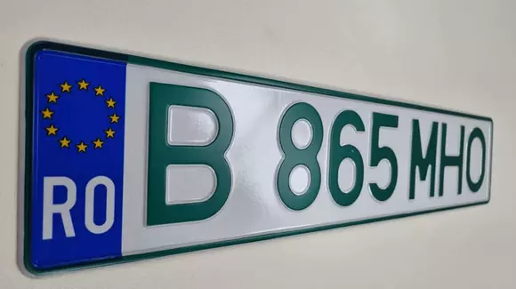 Mașinile eco primesc plăcuțe de înmatriculare de culoare verde