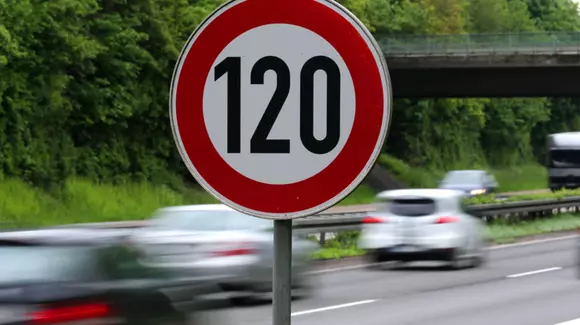 Oficial: limita de viteză pe drumurile express va fi mărită la 120 km/h
