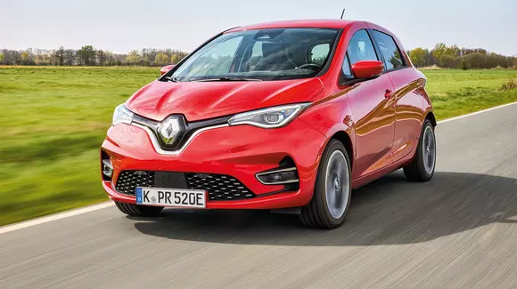 Pe scurt, până unde poate să ajungă o mașină electrică pe autostradă? Exemplu: Renault ZOE E-Tech EV50 135 CP
