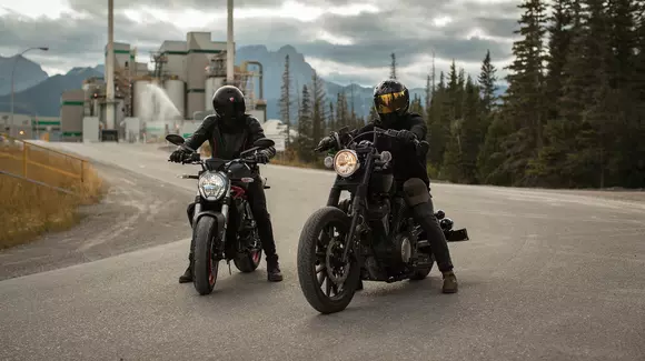 (P) Care sunt echipamentele moto esențiale de care ai nevoie?