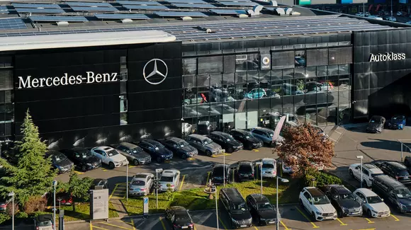 Mercedes-Benz inaugurează primul showroom concept MAR20X din România
