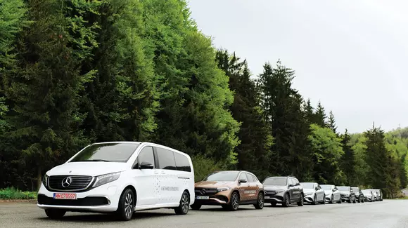 Caravana Mercedes-EQ 2023 a vizitat și Maramureșului!