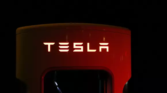 Probleme pentru Tesla: Proces în instanță legat de autonomia modelelor comercializate în Statele Unite ale Americii