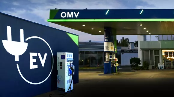 Curent de la benzinărie! Cam așa se traduce intenția declarată a grupului OMV Petrom de a cumpăra rețeaua de încărcare Renovatio.