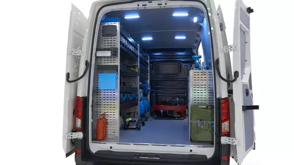 (P) 5 idei creative pentru organizarea eficientă a autoutilitarelor