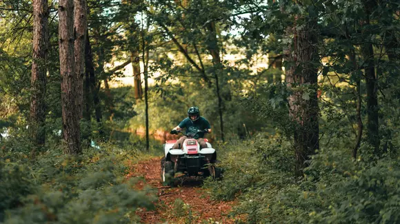(P) 5 accesorii esențiale pentru ATV-uri. Obiecte care nu ar trebui să-ți lipsească