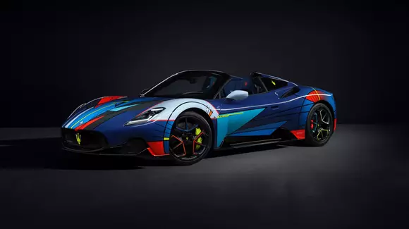 Susținere pentru sportul alb din partea mărcii sportive Maserati: implicare consecventă în tenis, la Rolex Monte-Carlo Masters.