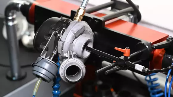 (P) Indicii că turbosuflanta mașinii tale are probleme și cum pot fi rezolvate