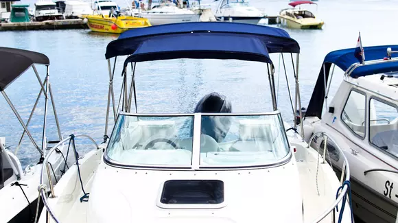 (P) Cum să îți îngrijești barca: Sfaturi pentru o întreținere corectă