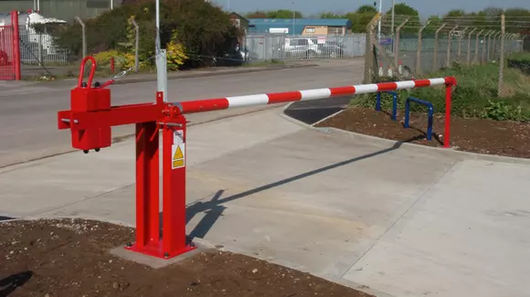 (P) Cât de necesare sunt barierele manuale pentru parcări