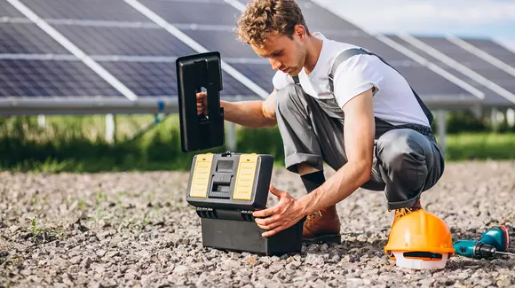 (P) Materiale recomandate în structura sistem prindere panouri fotovoltaice pentru durabilitate sporită