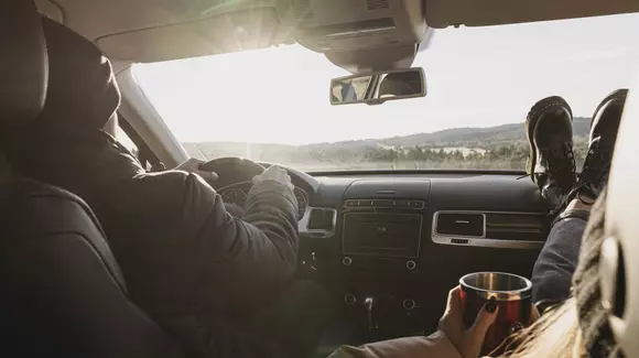 (P) Cum alegi o mașină care să îmbine confortul cu siguranța