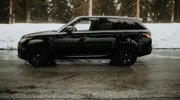 (P) Cum știi că a venit vremea să schimbi mașina: între costuri de întreținere și nevoia de siguranță