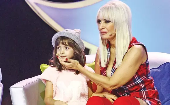 Daniela Gyorfi şi fiica sa, Maria