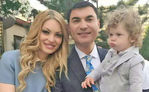 Valentina Pelinel, Cristi Borcea și băiețelul lor, Milan