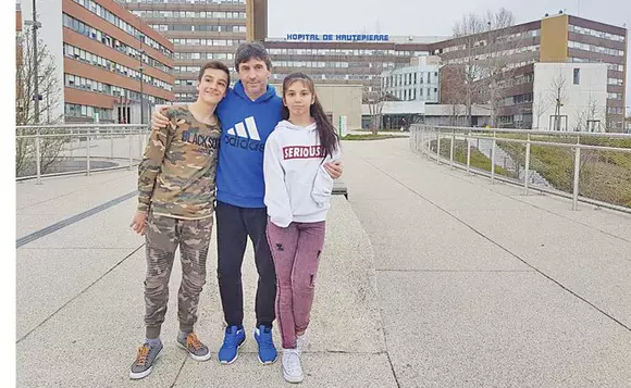 Dana şi Iosif Rotariu au adoptat doi copii bolnavi, Kassandra şi Cristian