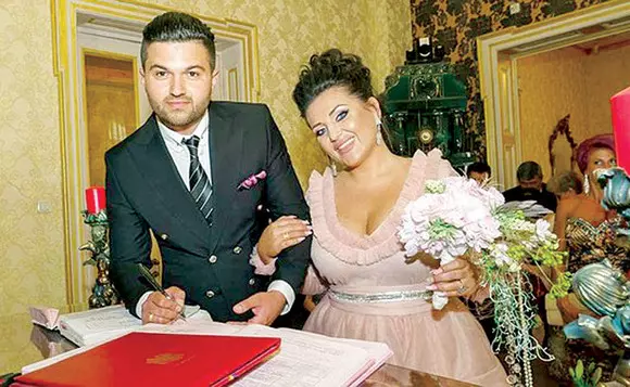 Bianca Rus s-a măritat după o lună de relaţie