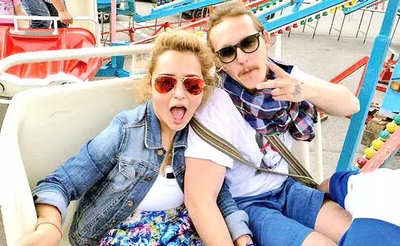 Alice-Badea-Whatsup-3