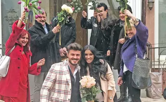 10_received_1891510210867567