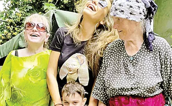 12p-2-col-lesko-bunici