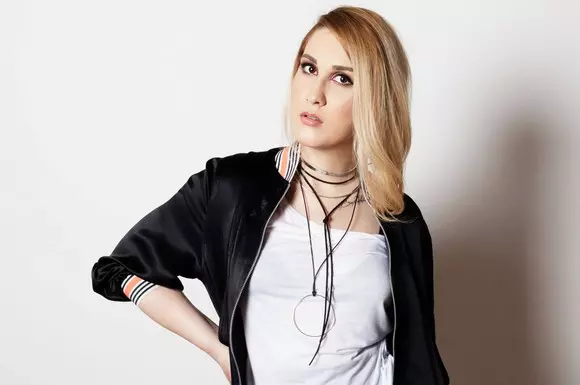 Adda merge la Asia Express cu soţul ei