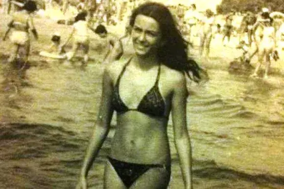 anca turcasiu tanara