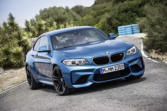 BMW M2 Coupe este disponibil și în România