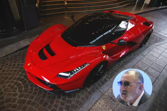 I-a sosit supercarul lui Ion Țiriac. LaFerrari, cel mai scump Ferrari din lume, a fost înmatriculat