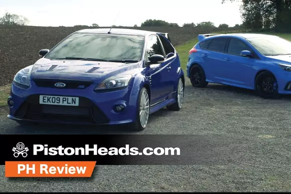 Ford Focus RS - Duelul generațiilor