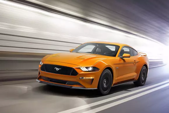 Ford Mustang facelift - Un pic mai înțepător