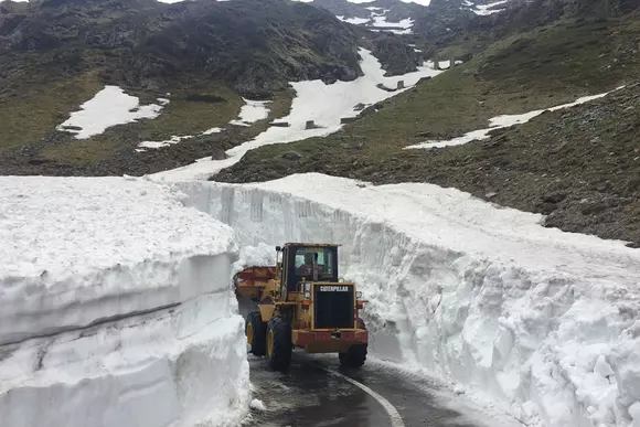 Autoritățile au început pregătirile pentru deschiderea celor mai spectaculoase drumuri din România