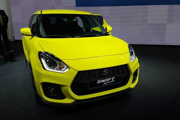 Suzuki Swift Sport te va determina să-ţi faci abonament pe un circuit
