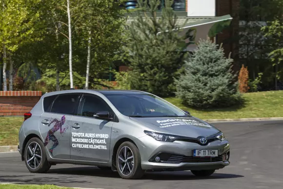 Toyota Auris Black Edition - Alegerea oamenilor activi