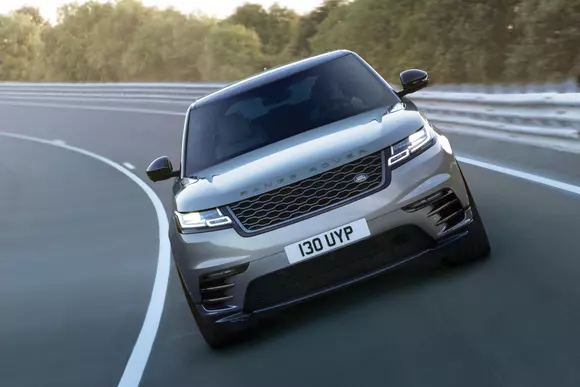 Range Rover Velar - Școala de eleganță
