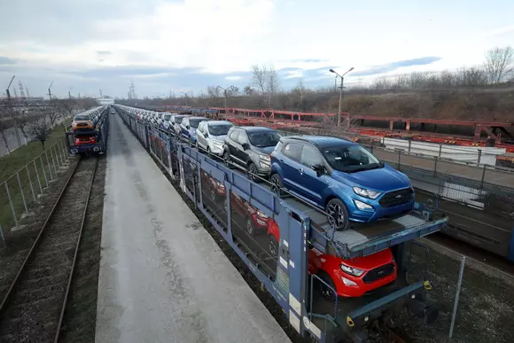 Primele Ford EcoSport produse la Craiova pleacă spre clienții din Europa