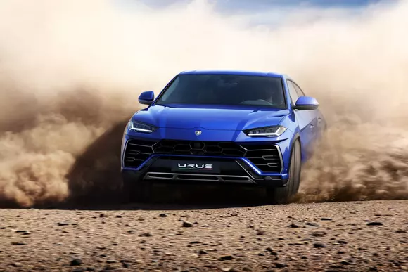 Lamborghini Urus: primul Super Sport Utility Vehicle