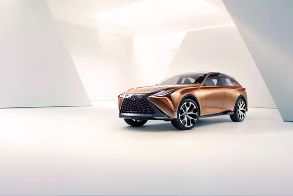 LEXUS LF-1 Limitless - un concept care trebuie să intre în producţie