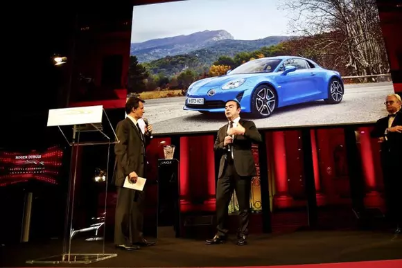 Alpine A110 a câştigat premiul "Cea mai frumoasă maşină a anului"