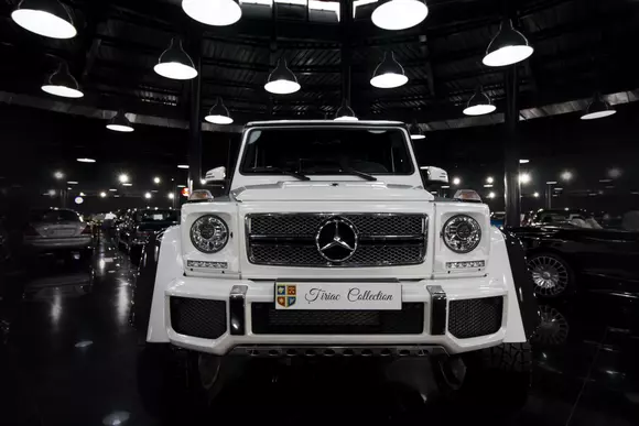 Un model Mercedes-Maybach G 650 Landaulet a intrat în galeria Țiriac Collection