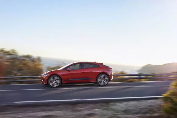Noul Jaguar I-Pace full electric promite o autonomie de 480 km