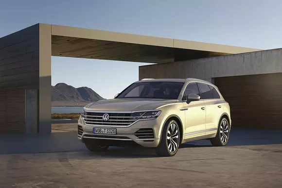 Prezentarea noului VW Touareg în cadrul conferinței de presă Porsche România la SIAB 2018 - VIDEO