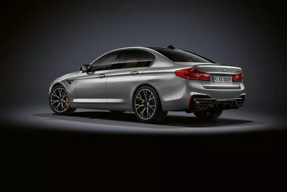 BMW M5 Competition: un plus de putere