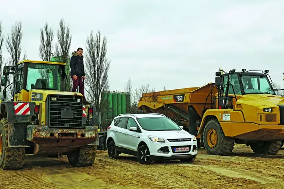 Ford Kuga II de la 12.000 euro: Un Ford în șantier