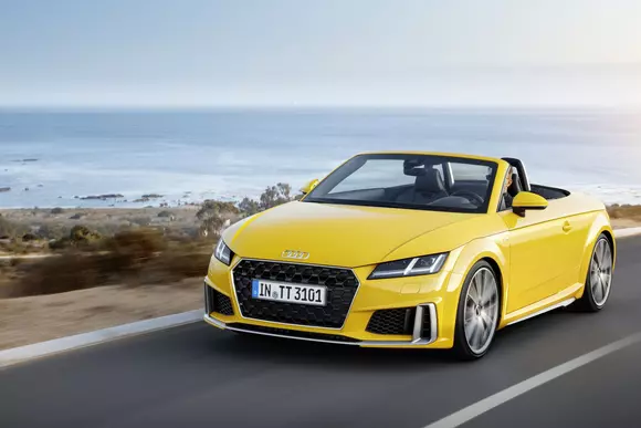 Audi TT facelift: Așa sărbătorești 20 de ani!